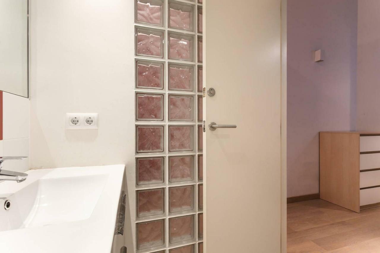 Nice Apartment In Sants Barselona Dış mekan fotoğraf